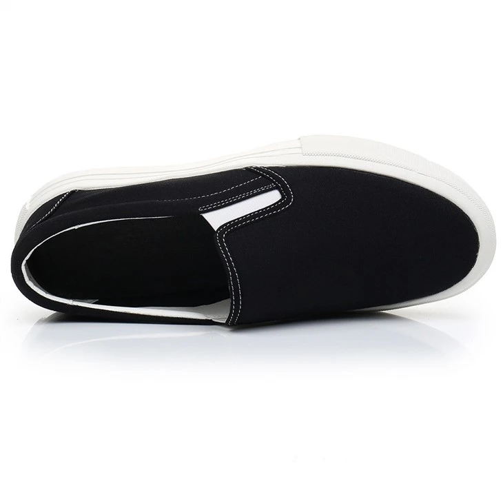 OEM Slip On Style Plain White and Black Canvas Sneakers for men and women