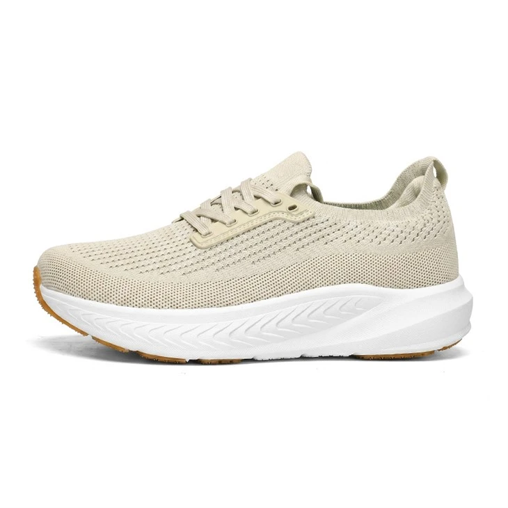 Scarpe casual in mesh con punta extra larga